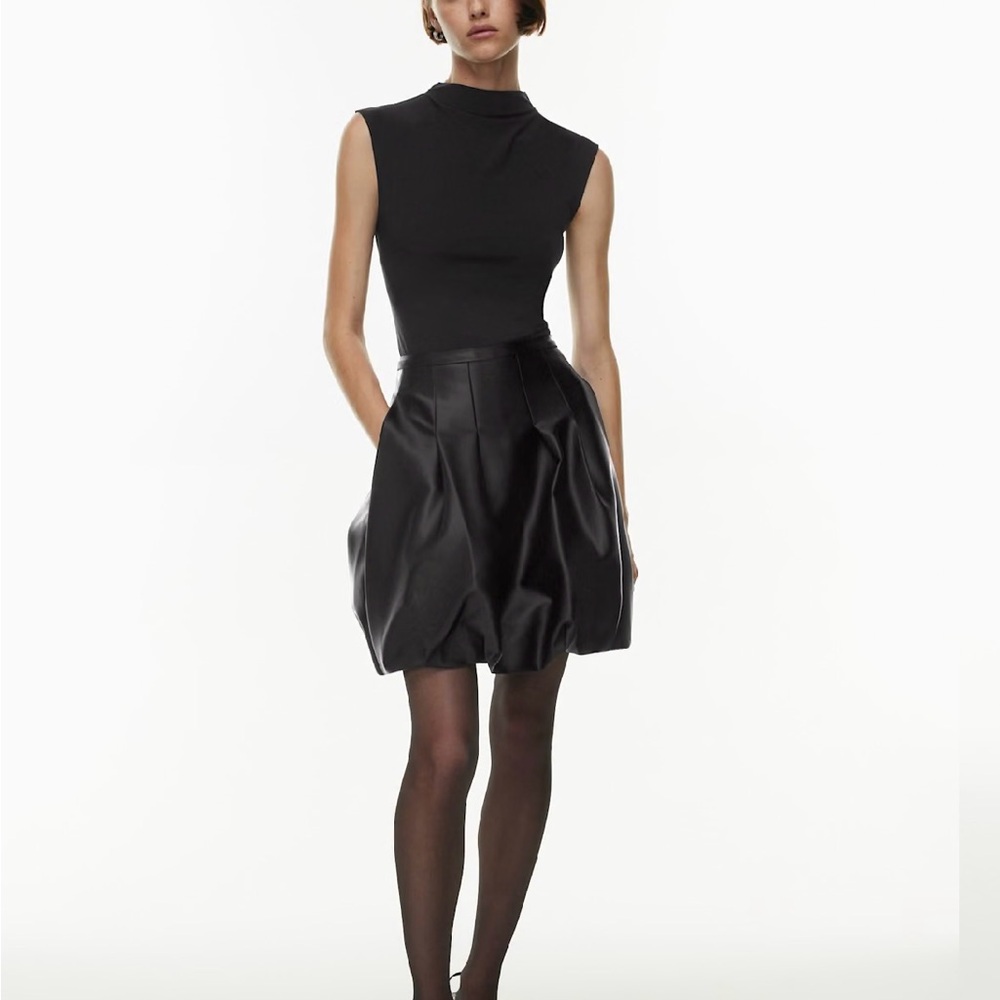 Elegant Black Women's Skirt